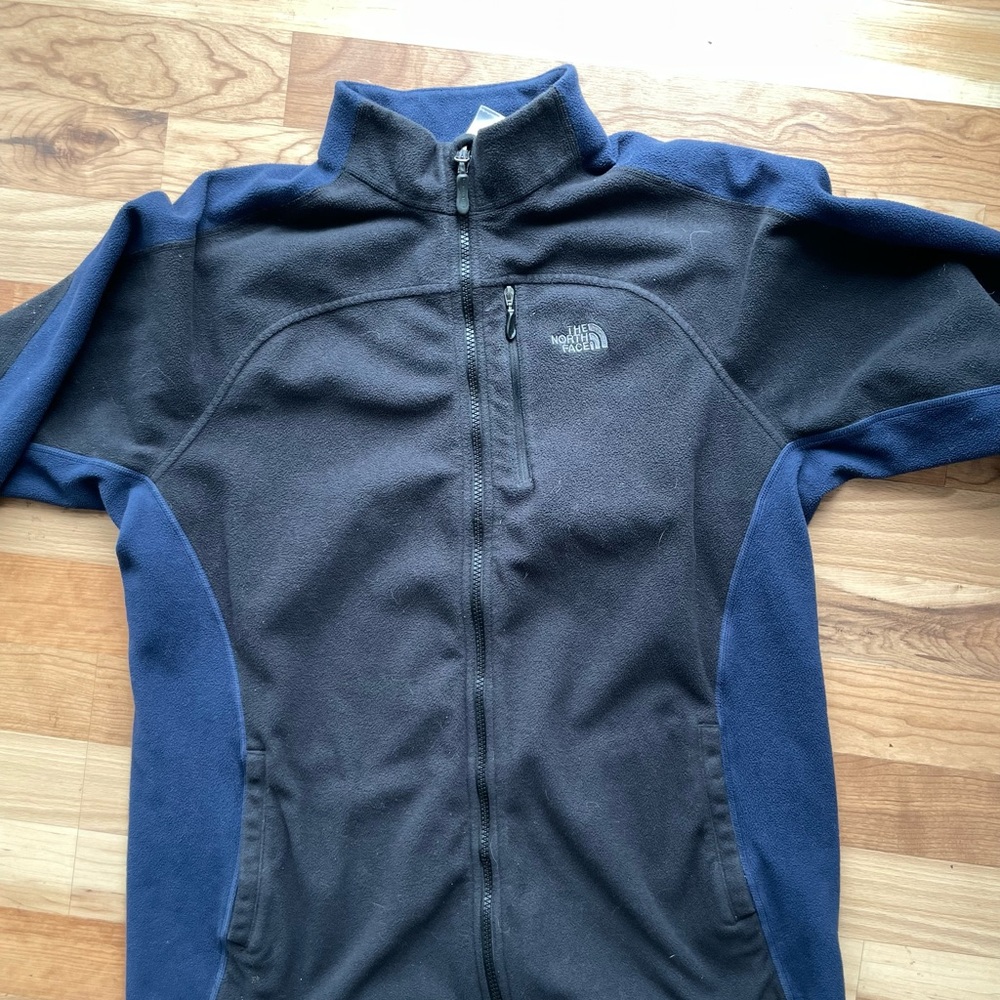Large North Face Fleece